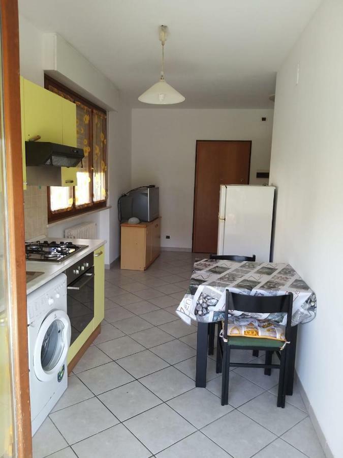 Apartamento Stella 1 Roseto Degli Abruzzi Exterior foto
